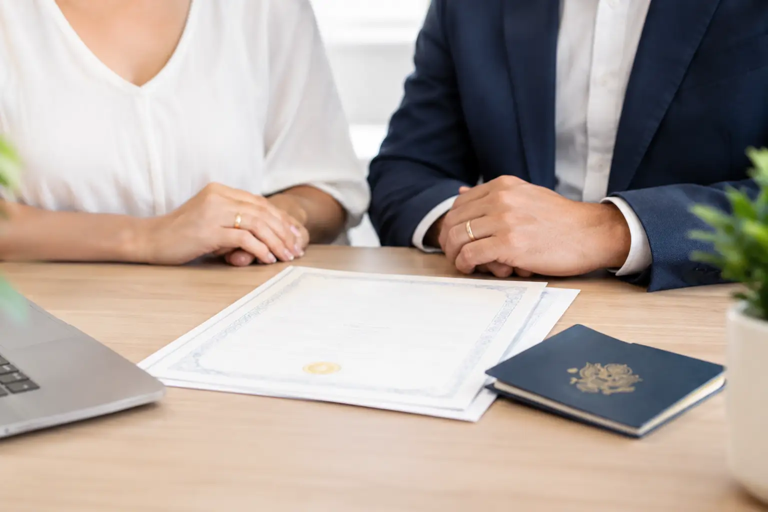 Qual certidão de casamento pedir para cidadania?